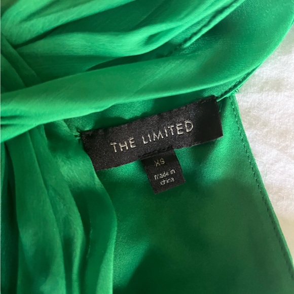 The Limited Halter Kelly Green Top - Picture 2 of 7